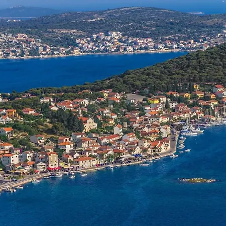 In With Sea View, Terrace, Air Conditioning, Wifi 4773-3 Apartment Razanj