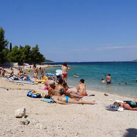 Apartment In With Sea View, Terrace, Air Conditioning, Wifi 4773-3 Razanj