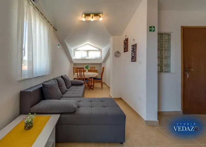 In With Sea View, Terrace, Air Conditioning, Wifi 4773-3 * Ražanj