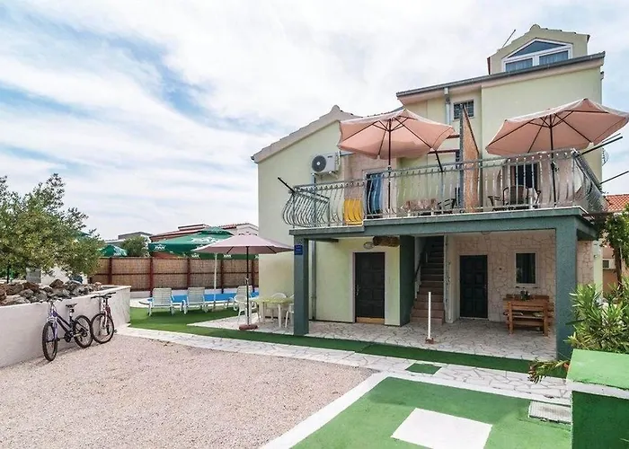 In With Sea View, Terrace, Air Conditioning, Wifi 4773-3 * Ražanj